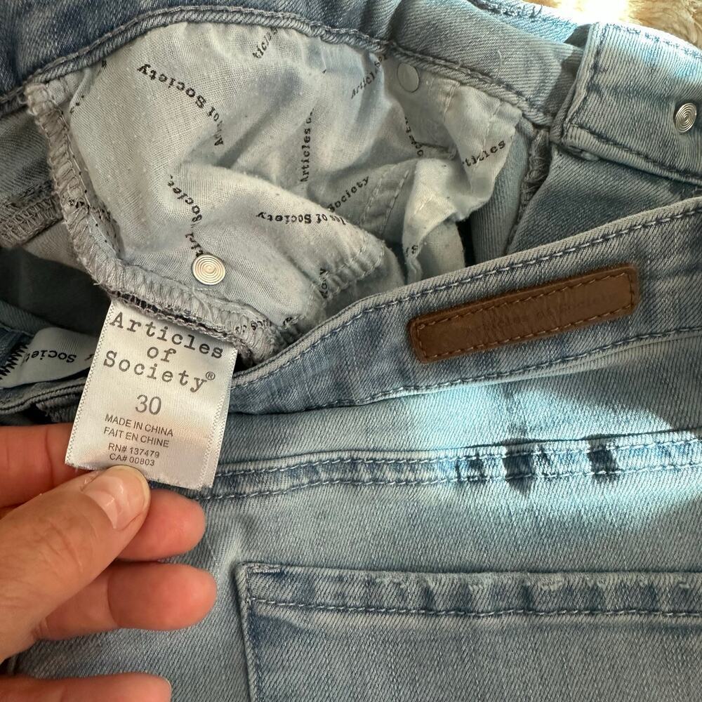 Articles of Society Fringe-Hem Faded Jeans, Size 10 - Picture 7 of 10